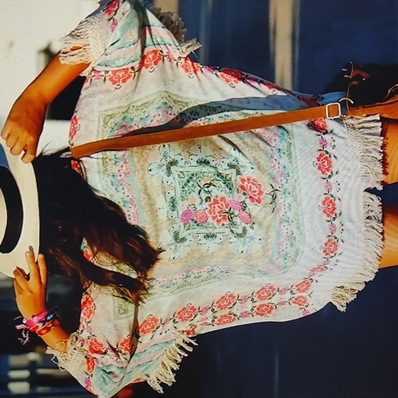 Other - NWT FLORAL KIMONO/BEACH COVER UP